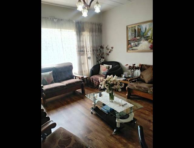 2 BEDROOM APARTMENT FOR SALE IN CROYDON